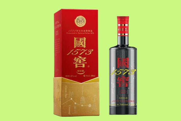 龙胜县回收国窖1573.jpg